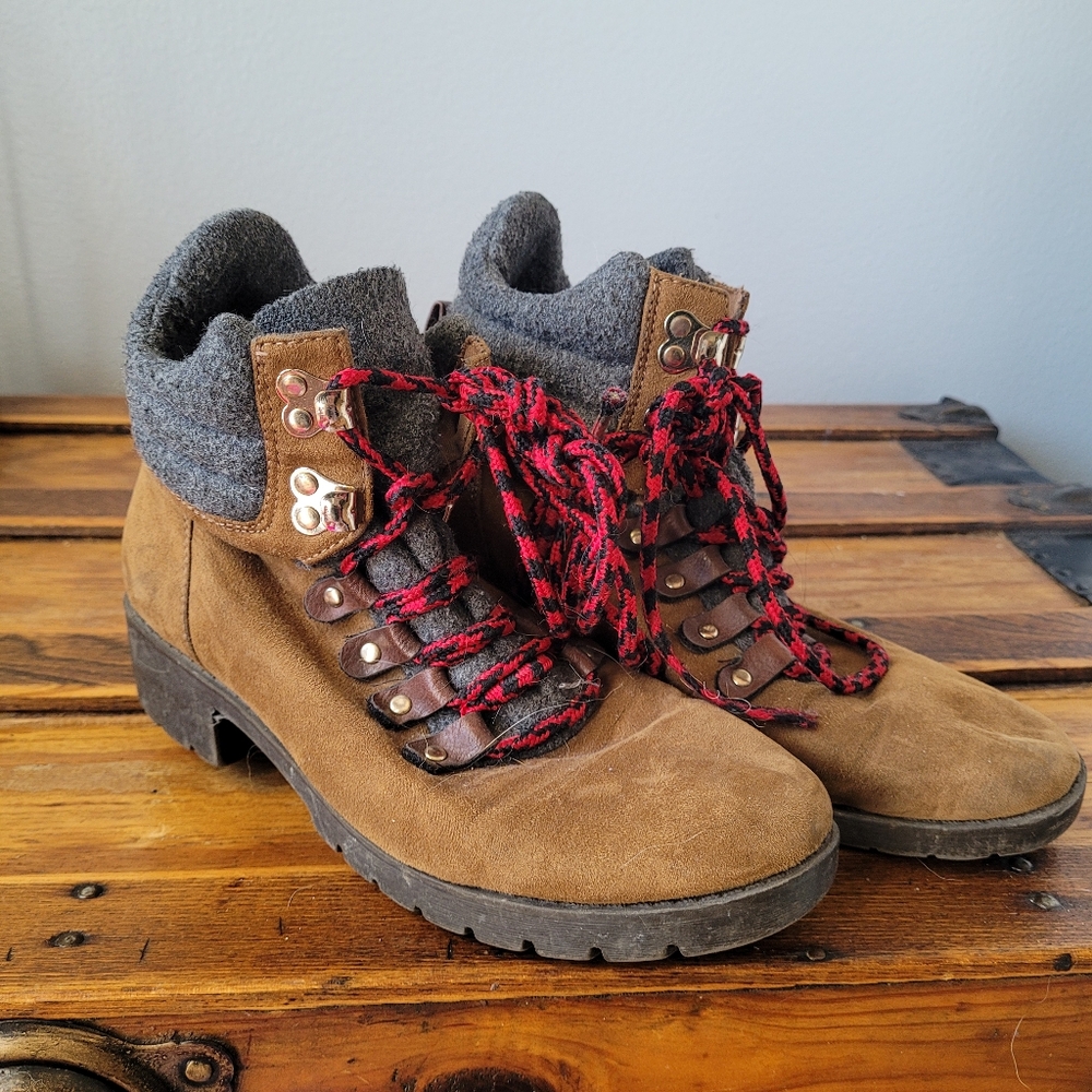 Vintage 90s Mudd Chunky Platform Wool Suede Boots size 6 Grunge Y2K